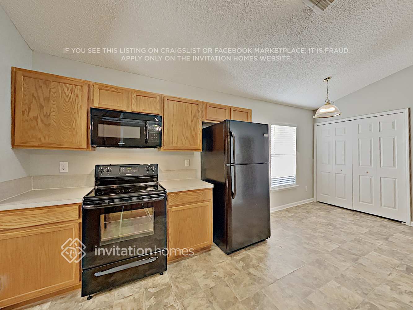 Building Photo - 355 W Blackjack Branch Way