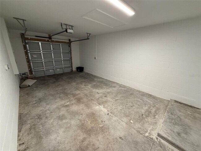 Building Photo - 6 Unison Ct