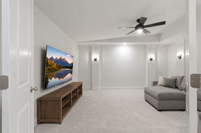 Building Photo - 111 N Bimini Twist Cir