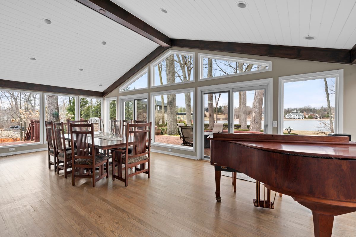 Building Photo - 3525 Brookside Dr