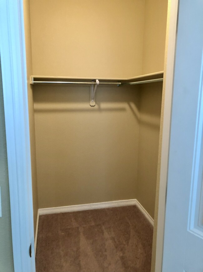 Guest room 2 walk in closet - 2509 Custer Dr