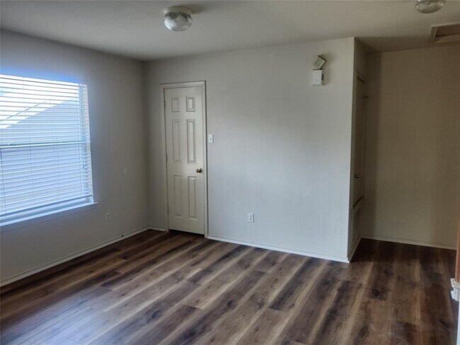 Building Photo - 12821 James Madison St