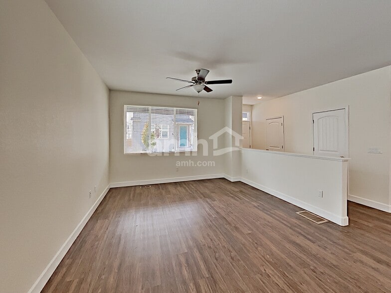 Building Photo - 4771 Crestone Peak St