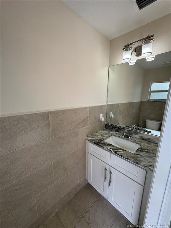 Building Photo - 842 NW Tremont Ave