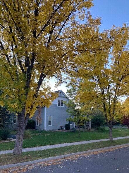 Building Photo - 127 Haystacker Dr