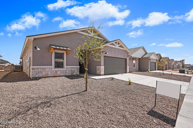 Primary Photo - 15153 Ambition Ave