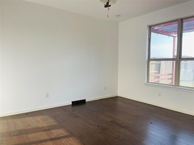 Building Photo - 14512 Jelly Pnes Dr
