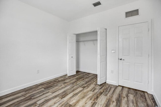 Building Photo - 9081 SW 169th Ct