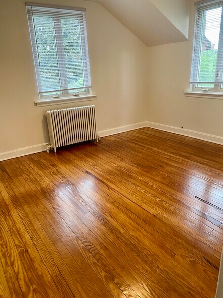 Bedroom #2 - 1632 Greenleaf St