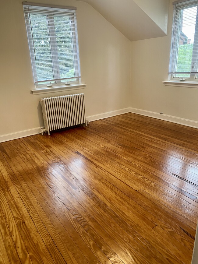 Bedroom #2 - 1632 Greenleaf St