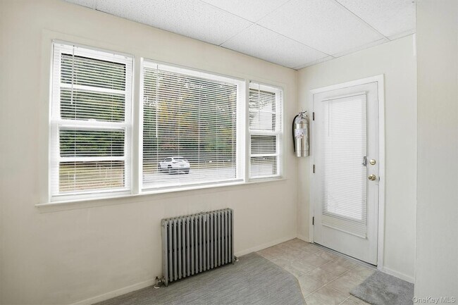 Building Photo - 221 Lake Ave S