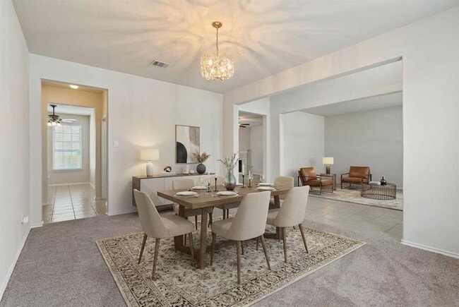 Building Photo - 125 Pine Cove