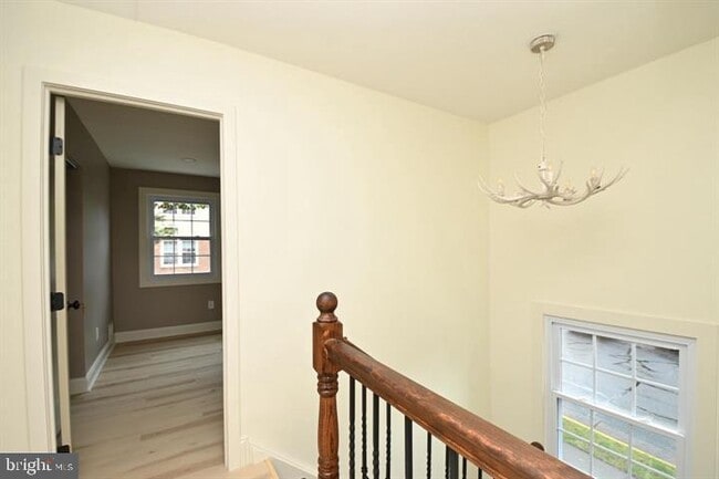 Building Photo - 4702 Forestdale Dr