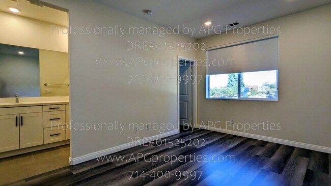 Building Photo - 13217 San Antonio Dr