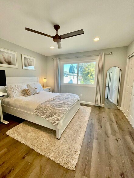 Bedroom 3 - 385 Sunrise Cir