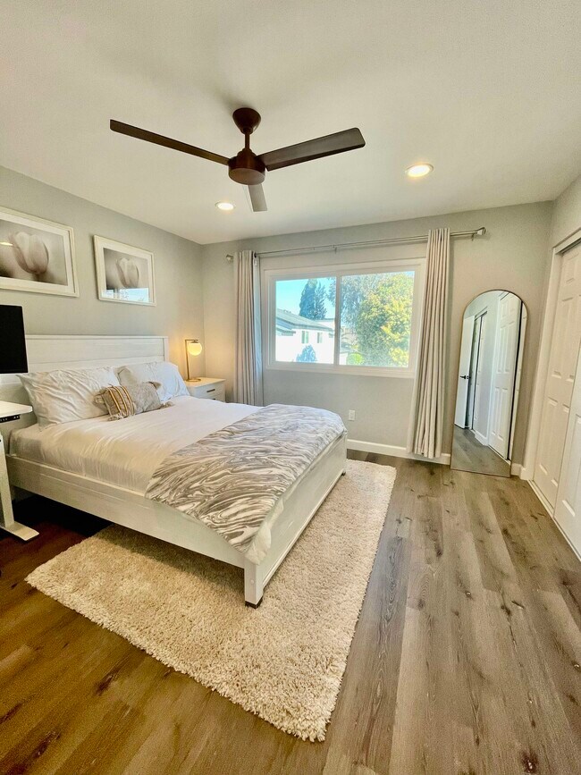 Bedroom 3 - 385 Sunrise Cir