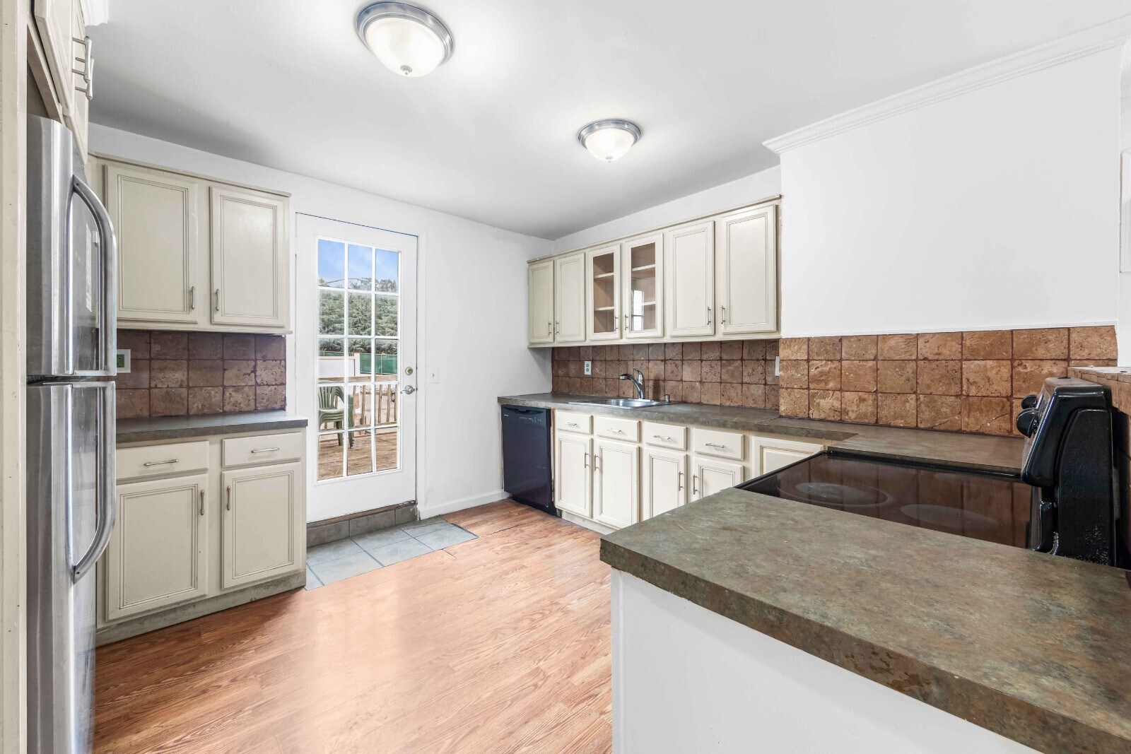 Building Photo - 1603 Bushwick Ave