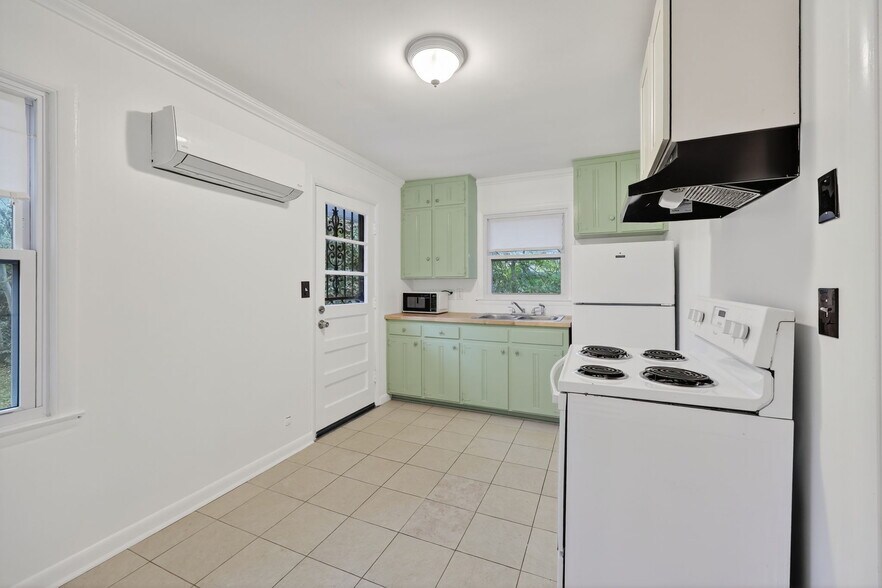 Building Photo - 106 McKennell Dr