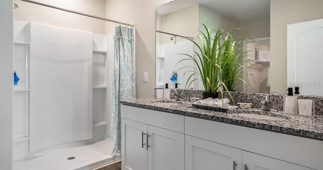 Building Photo - 2429 Maidens Bluff Ave