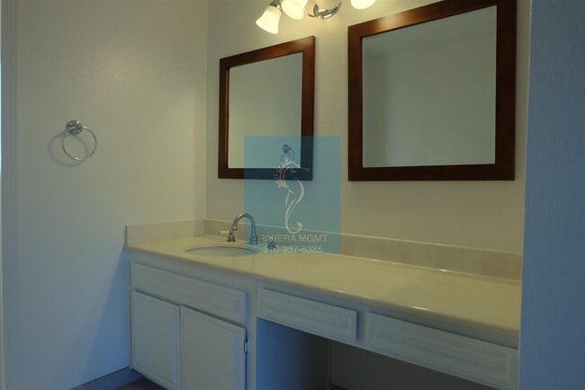 Building Photo - 2 BR 2 BA Condo in Redondo Beach