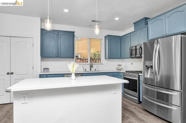 Building Photo - 5470 Gold Creek Cir