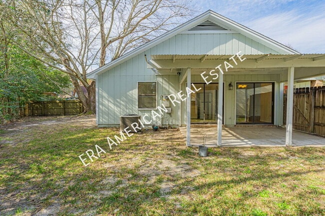 Building Photo - 1916 Squirrel Path