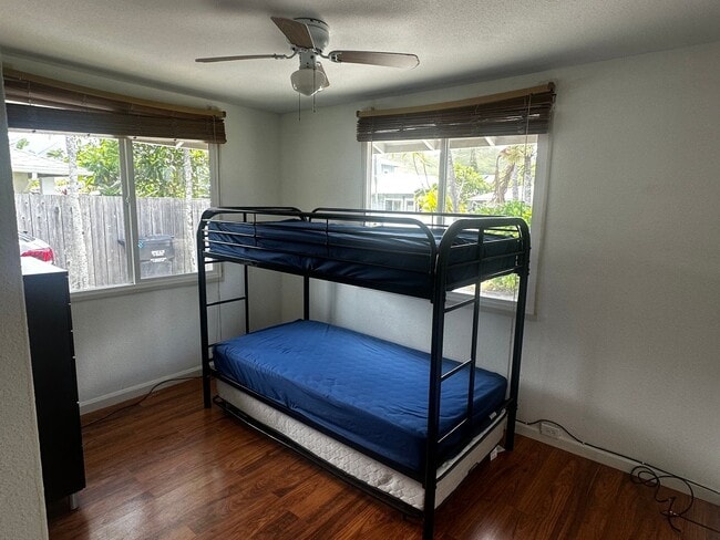 Building Photo - Highly Desirable single level 3 bedroom 2 bath home in Kailua