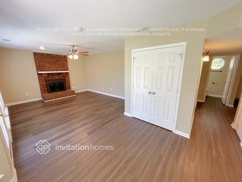 Building Photo - 1625 Pine Mountain Rd