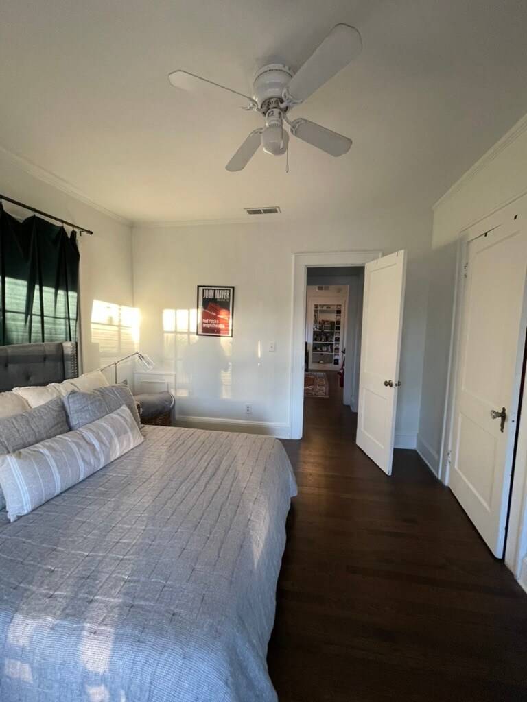 Building Photo - 1071 N Highland Ave NE