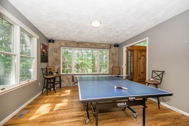 Building Photo - 8 Patriot Way