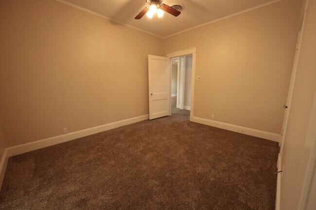 Building Photo - 2389 CR 158