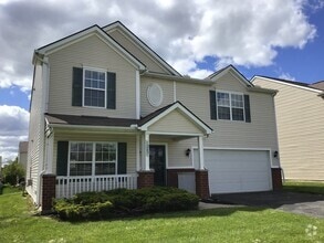 Building Photo - 1245 Cloverview St