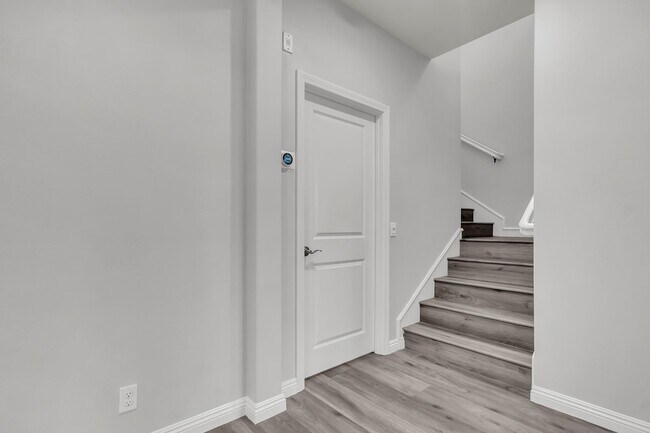 Building Photo - 76 Evening Sun