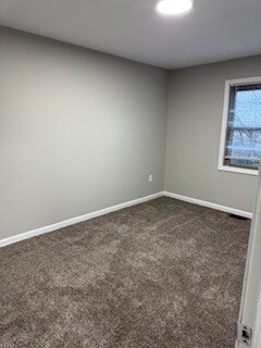 Building Photo - 225 Churchill Dr