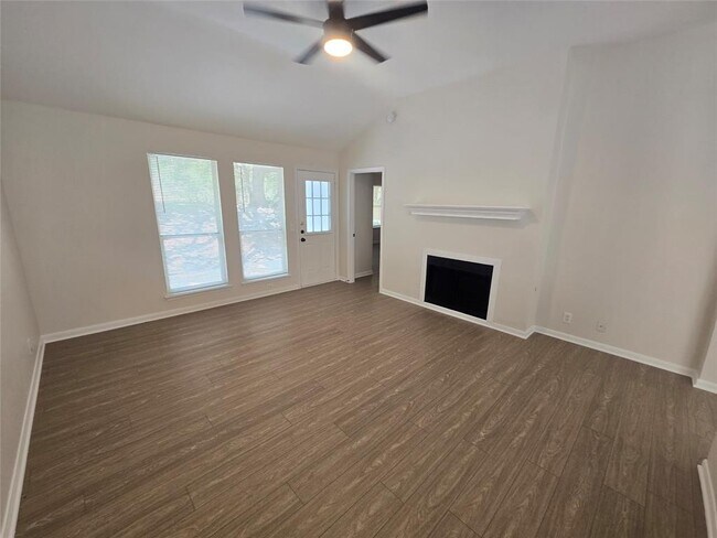 Building Photo - 5108 Edenbourgh Ln