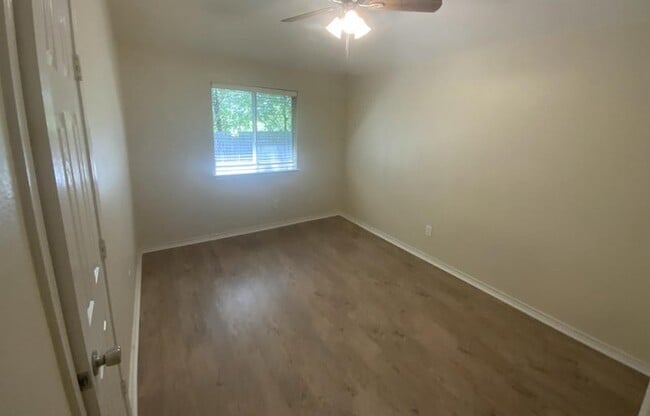 Building Photo - 6609 Watch Hill Ct