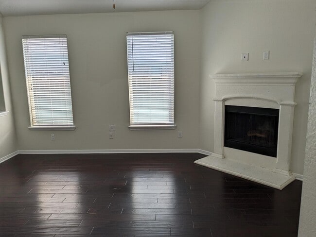 Building Photo - 18507 Magnolia Dell Dr