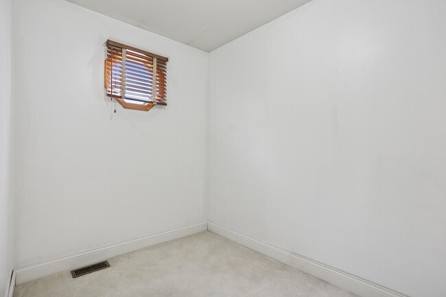 Building Photo - 17727 Mayher Dr