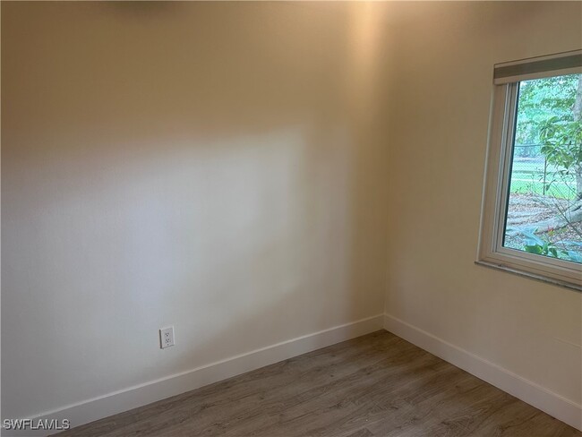 Building Photo - 1440 Green Valley Cir