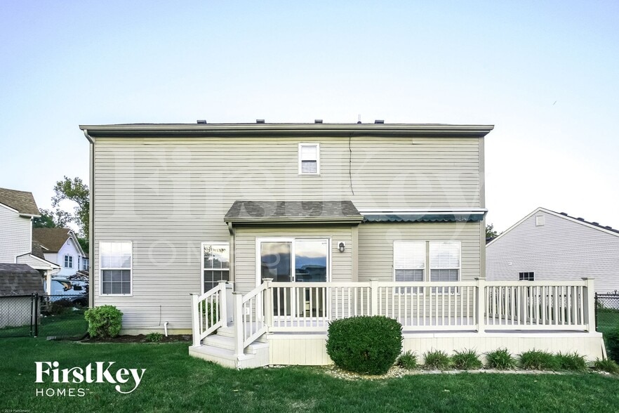 Building Photo - 2026 Coldwater Ct