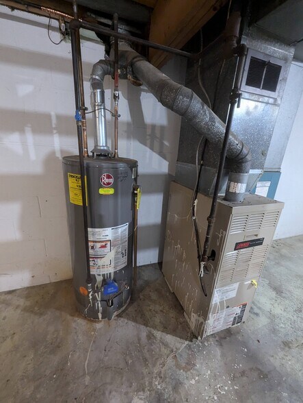 Gas hot water tank and furnace - 1363 Wertz Ave SW