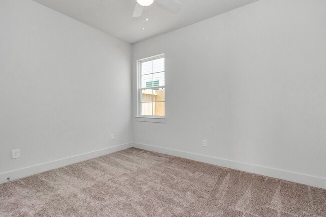 Building Photo - 2007 Bauer Dr