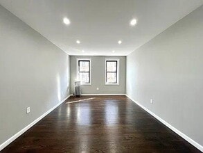 Building Photo - 1 bedroom in BRONX NY 10462