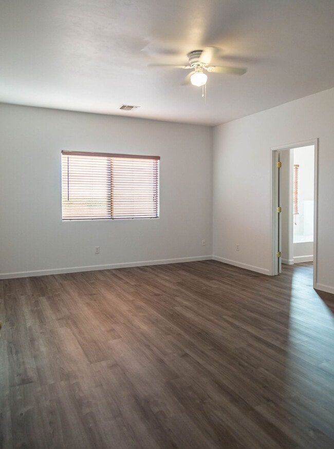 Building Photo - 6630 S Via Molino De Viento