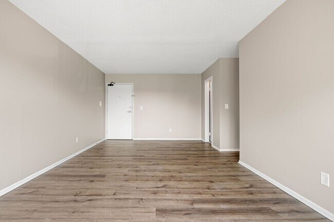 Building Photo - Granite City Apartments 2 Bedroom Apartment Home