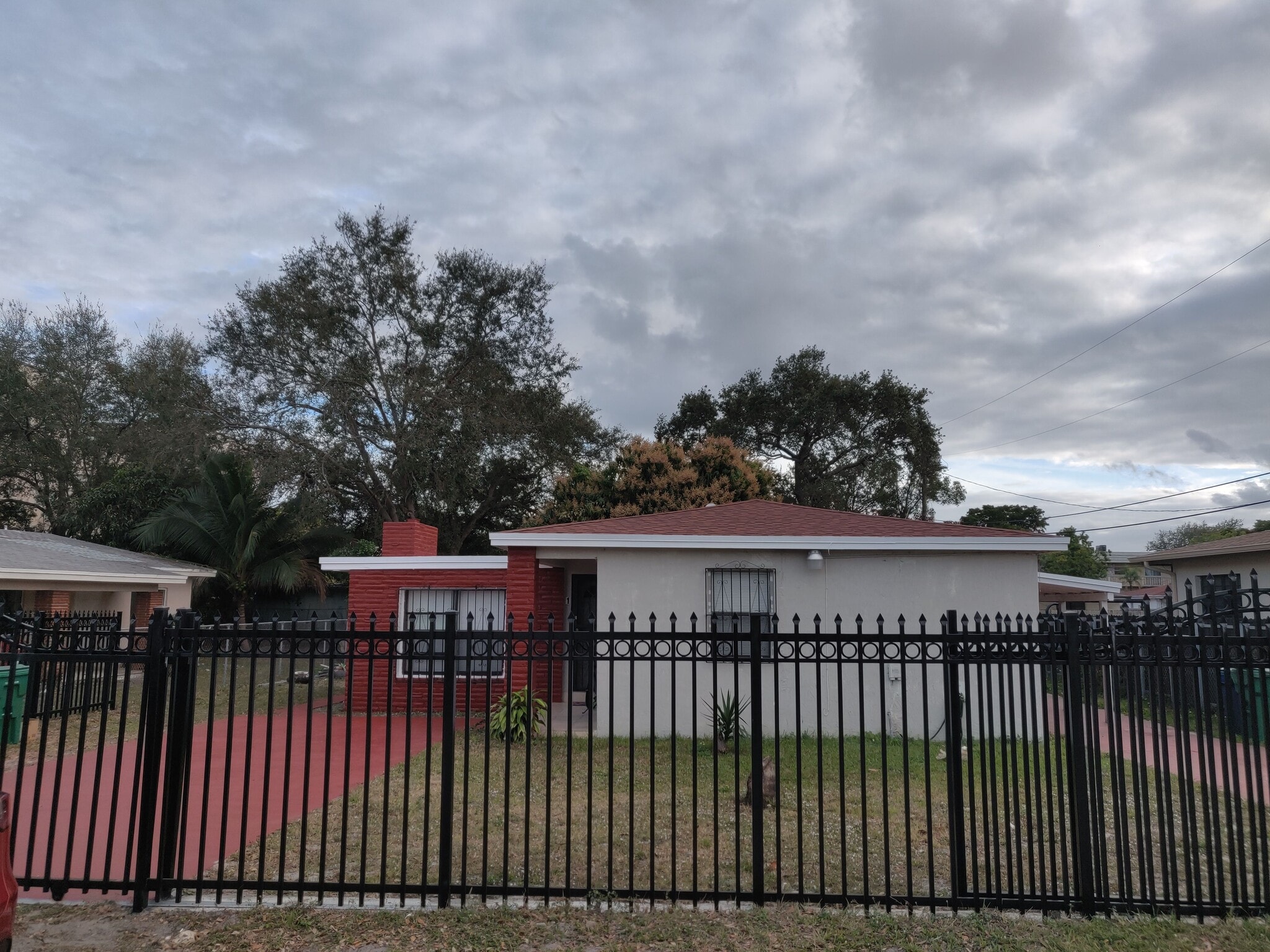 Building Photo - 1646 NE 150th ST