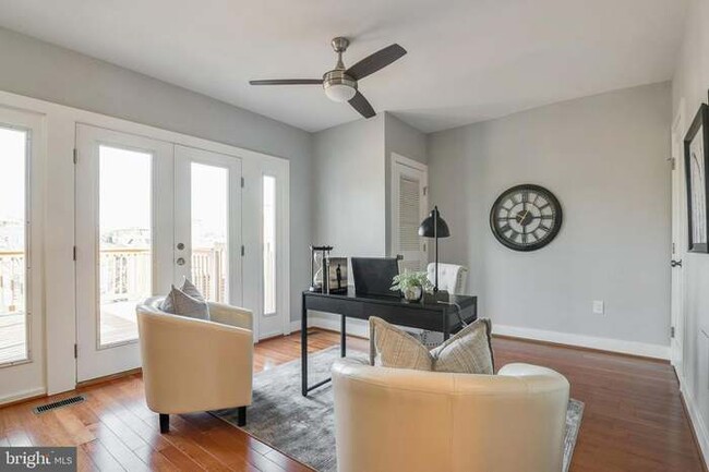Entertainment Room /BR - 937 R St NW