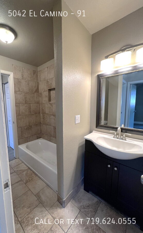 Building Photo - 5042 El Camino Dr