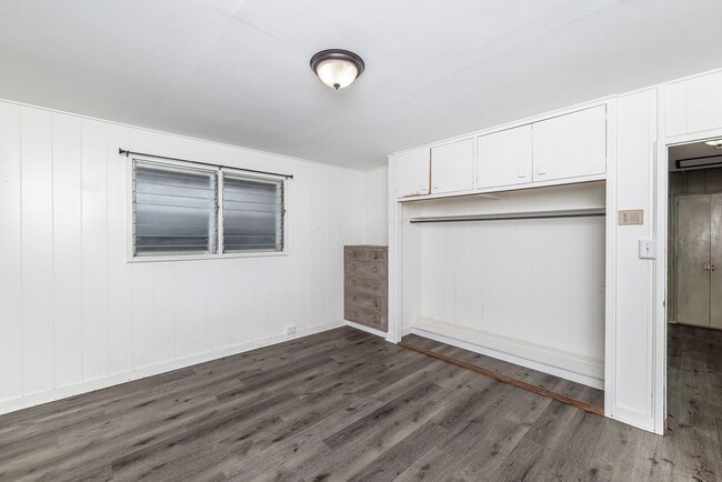 Building Photo - 1644 Palolo Ave
