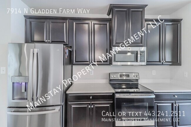 Building Photo - 7914 N Gladden Farm Way